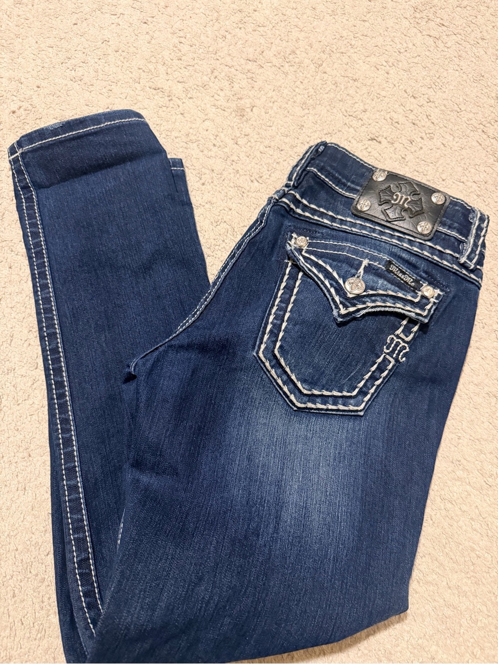 Signature Dark Blue Skinny Jeans with Embroidered Back Pockets